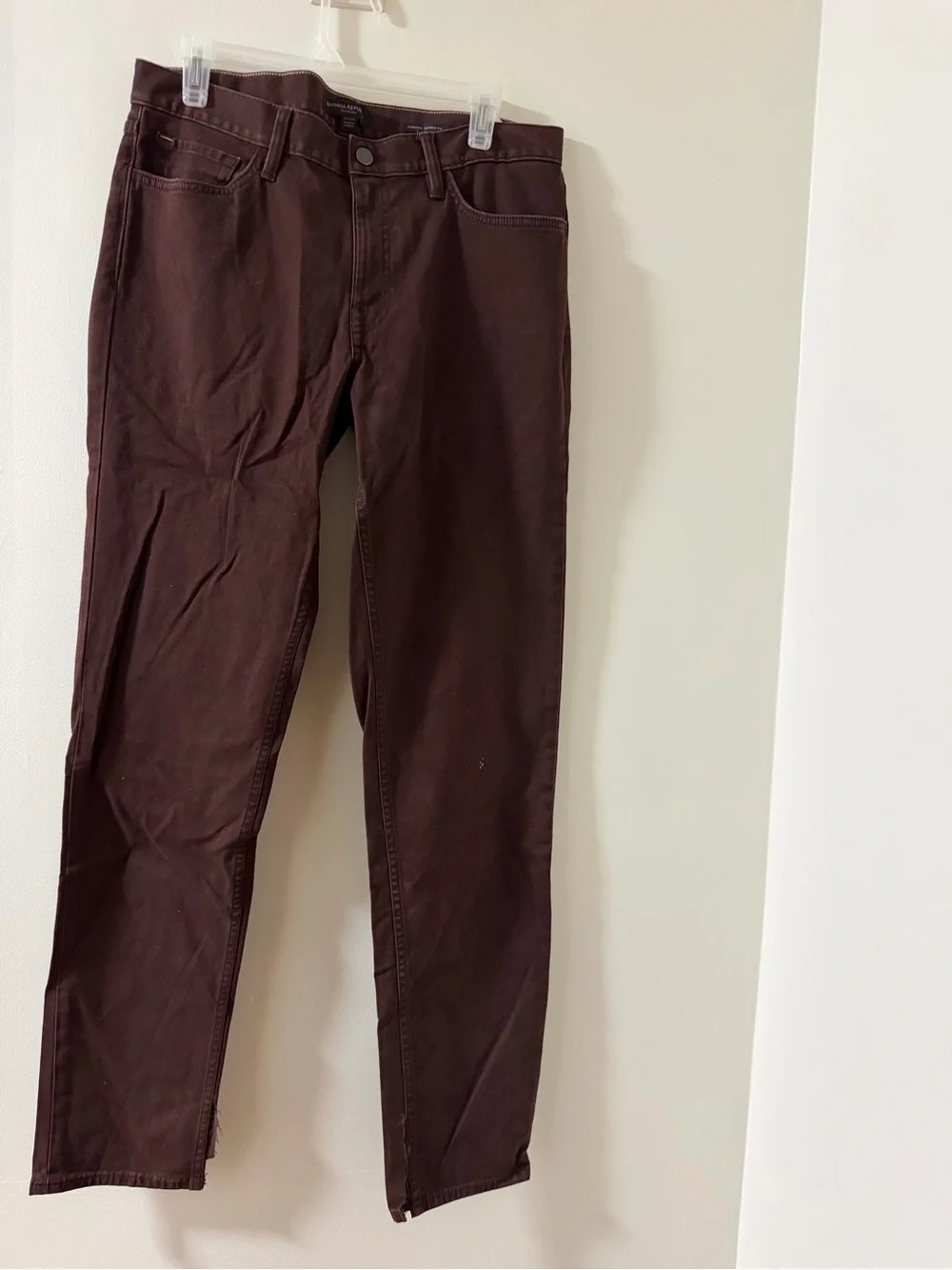 Banana Republic Chinos Mens 32X34 Burgundy Like New Traveler Athletic Tapered